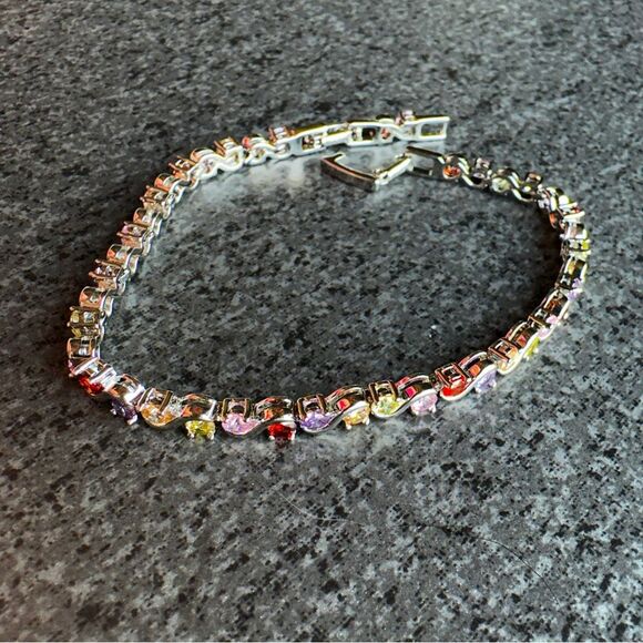 NEW 18K White Gold Plated Round Multicolor Crystal CZ 6.5 / 7.5" Tennis Bracelet - Picture 2 of 12